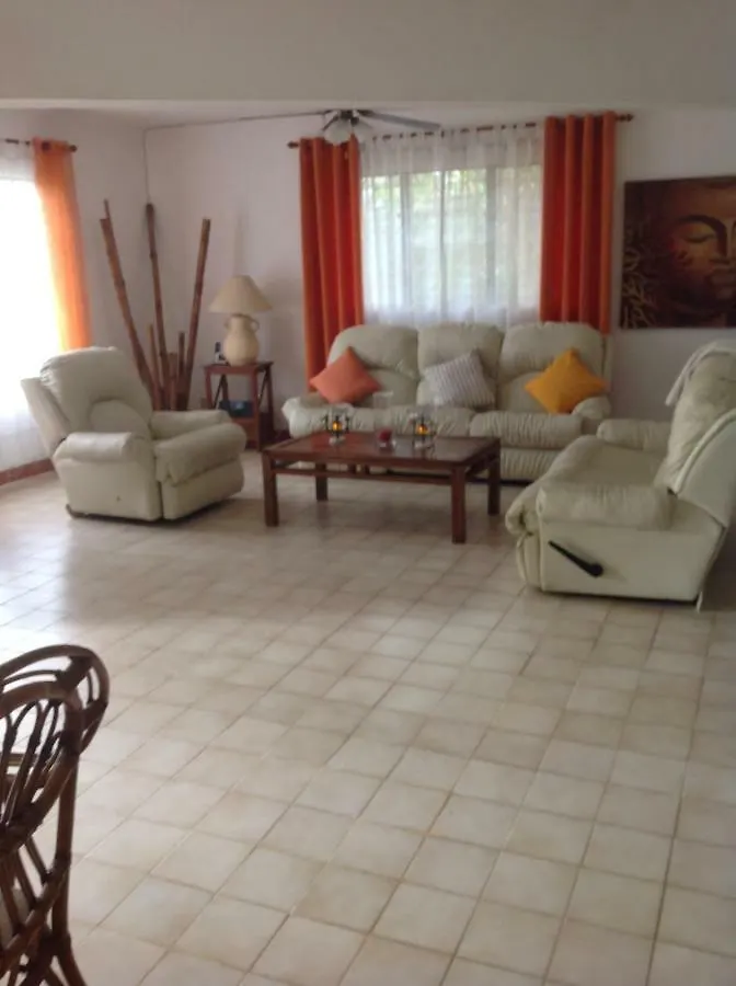 Boca Del Paraiso بوكا شيكا 0*,